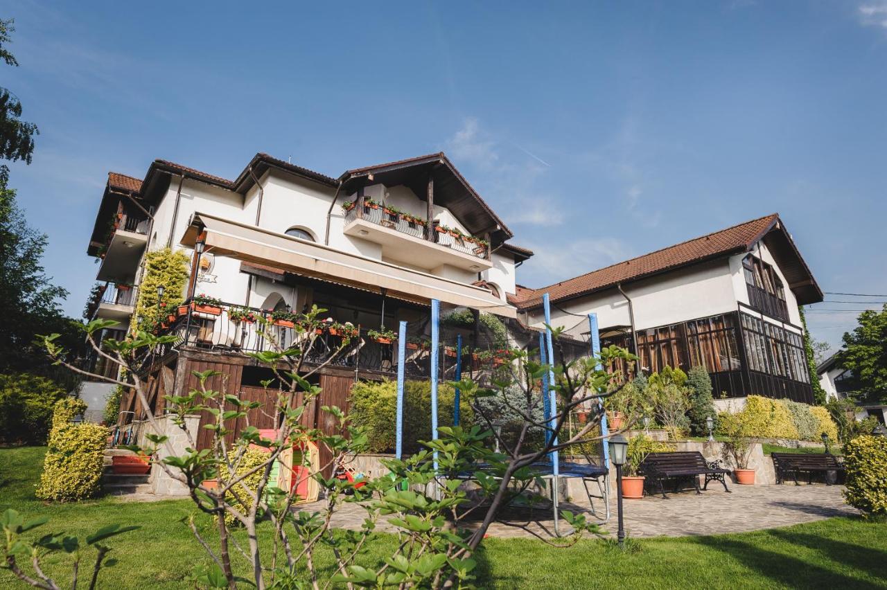 Casa Domneasca Ξενοδοχείο Curtea de Argeş Εξωτερικό φωτογραφία