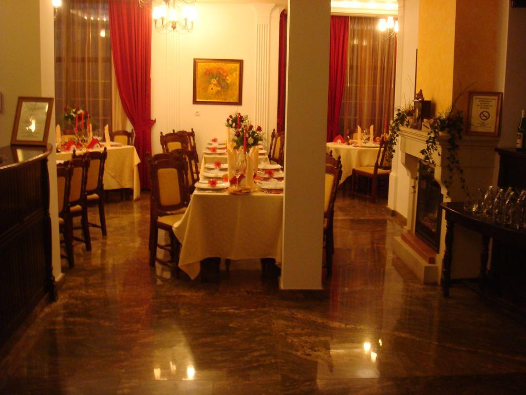 Casa Domneasca Ξενοδοχείο Curtea de Argeş Εξωτερικό φωτογραφία